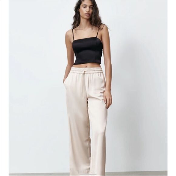 Zara cream colored split hem high waisted pants.    XS - Picture 1 of 7